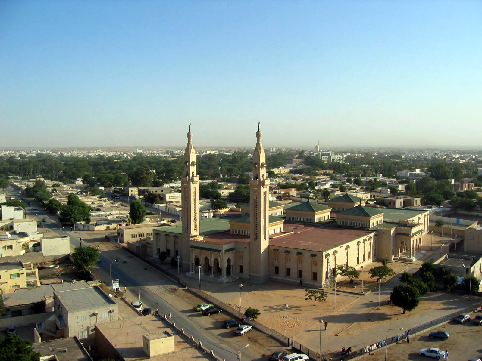 Мавритания страна. Мавритания столица Нуакшот. Саудовская мечеть Нуакшот. Нуакшот президентский дворец. Nouakchott Мавритания.