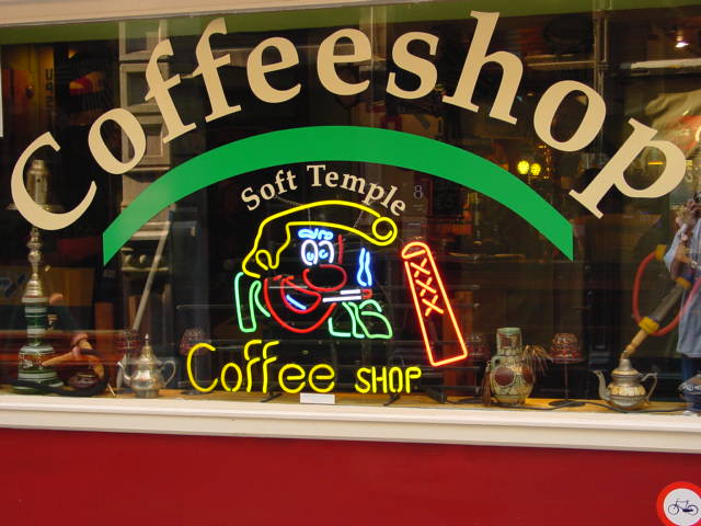 Кофешопы в Амстердаме 