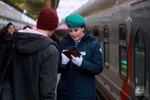 Посадка с билетом на поезд Таврия в Крым