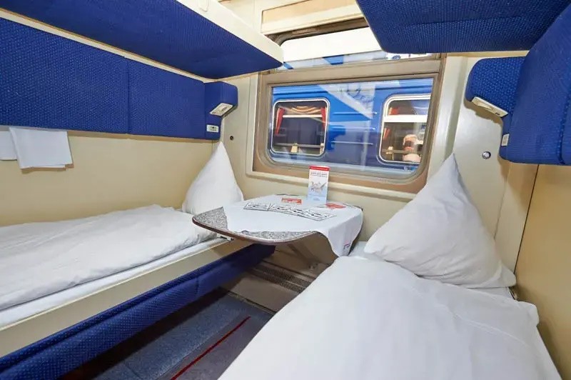 Купе в поезде 306М Москва – Сухум Билеты в Сухум из Москвы на поезд 306М в купе