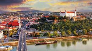 Туристическая страховка в Словакию