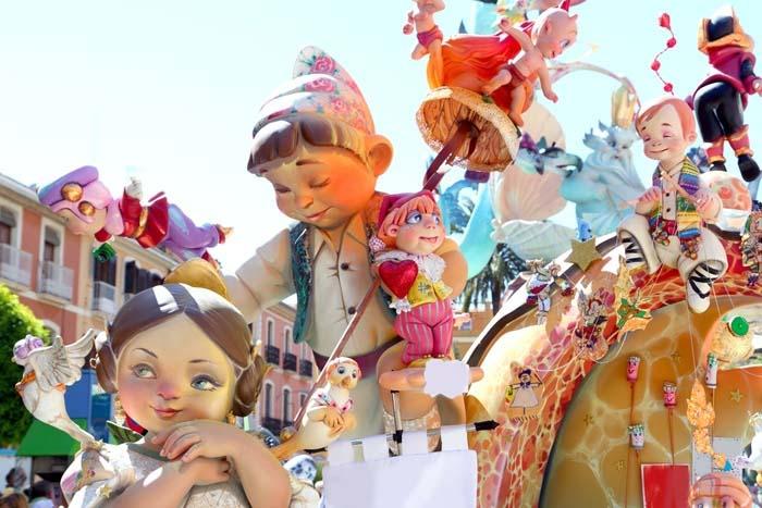 Музей кукол из папье-маше и кукольников