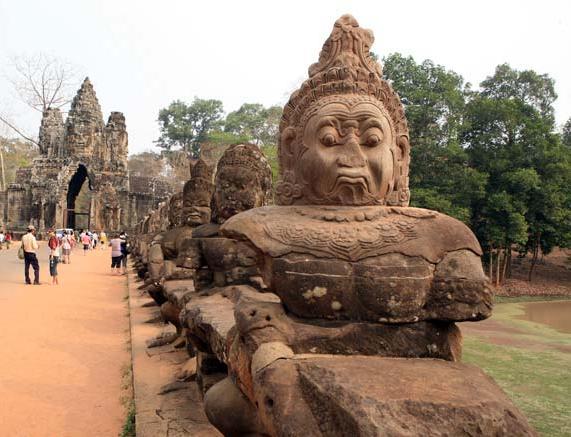 Древняя столица Ангкор